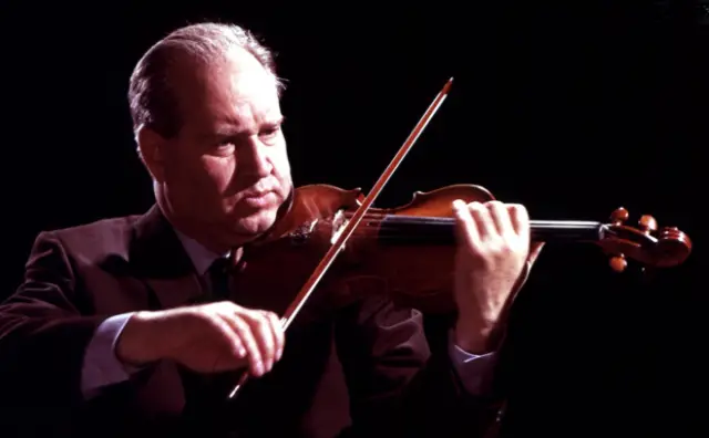 15 of the Most Famous Violinists of All Time (18th Century to Present)