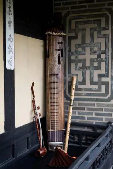 10 Extraordinary Musical Instruments From Around The World