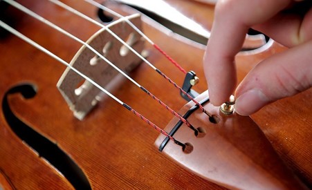 How to Change Violin Strings NT Instruments