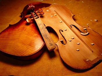 VIOLIN REPAIR – Frequently Asked Questions