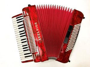  Accordion